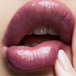 “SEND UR BEST OFFER?” MAC Cosmetics “LOVE CHILD” Glossy Lip Balm - Rich Mauve 🫦